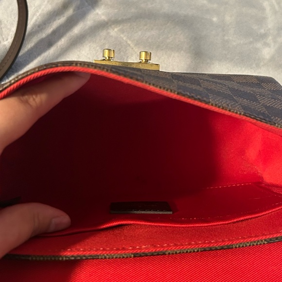 LV crossbody - Picture 11 of 12